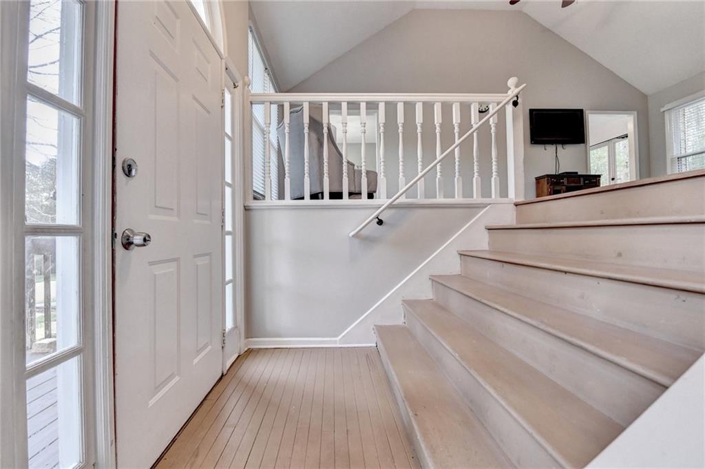 6040 Carriage Drive