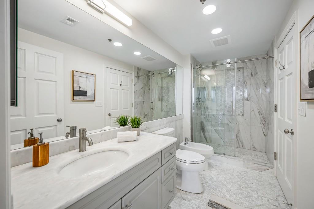 75 14th Street NE 3830