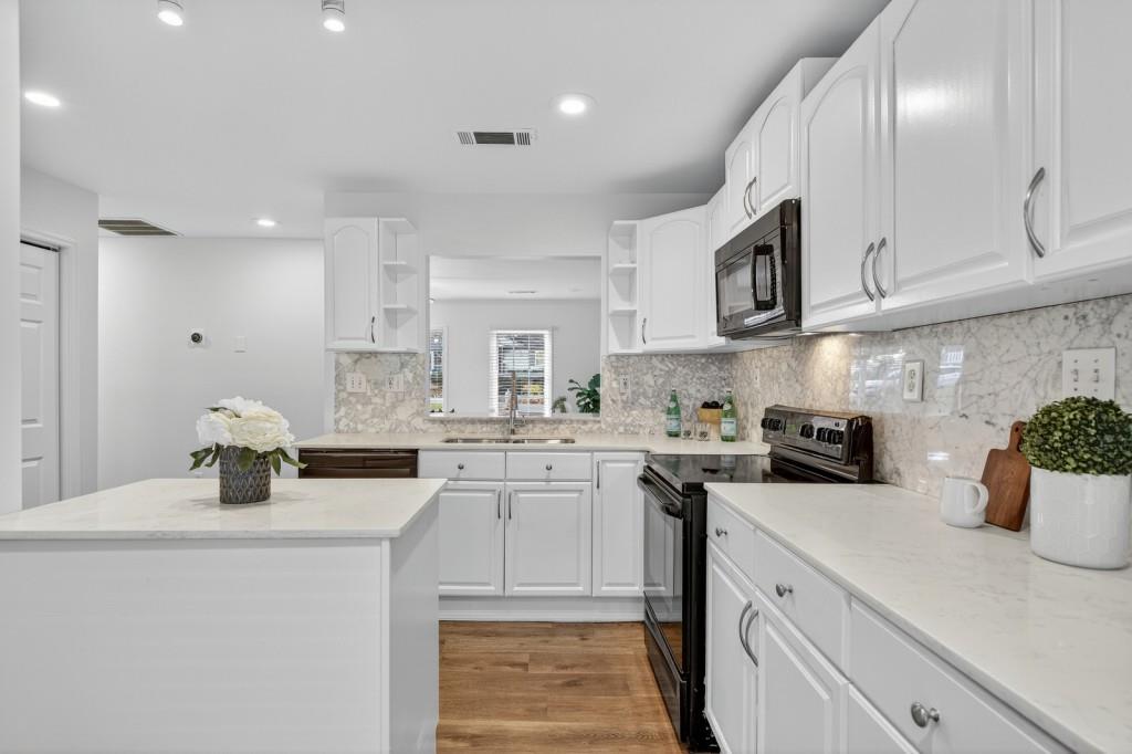 1662 Grace Street SE