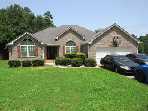 A home in Ellenwood