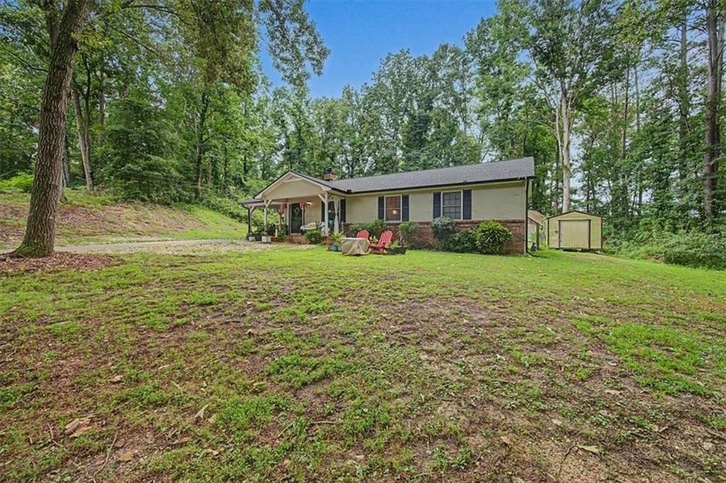 4 Shadowood Court