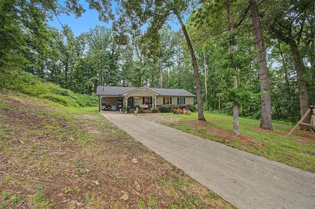 4 Shadowood Court