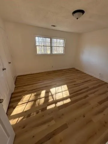 Toccoa, Georgia 30577, United States, 2 Bedrooms Bedrooms, ,2 BathroomsBathrooms,Residential,Active,17388