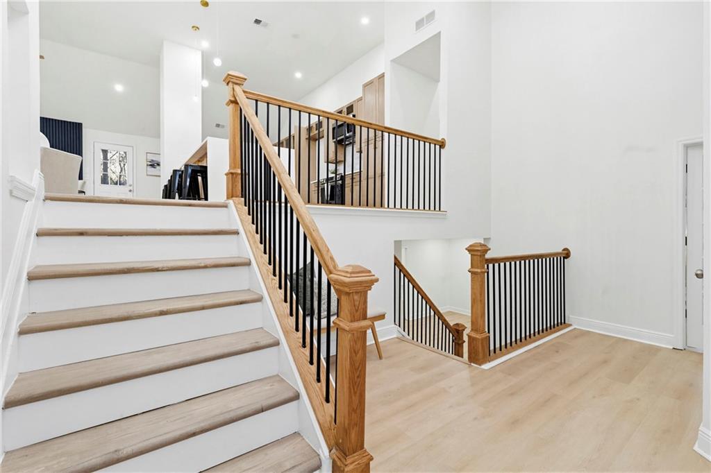 652 Trailwood Lane SW