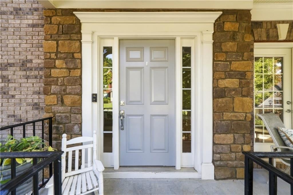 126 Edgewater Trail