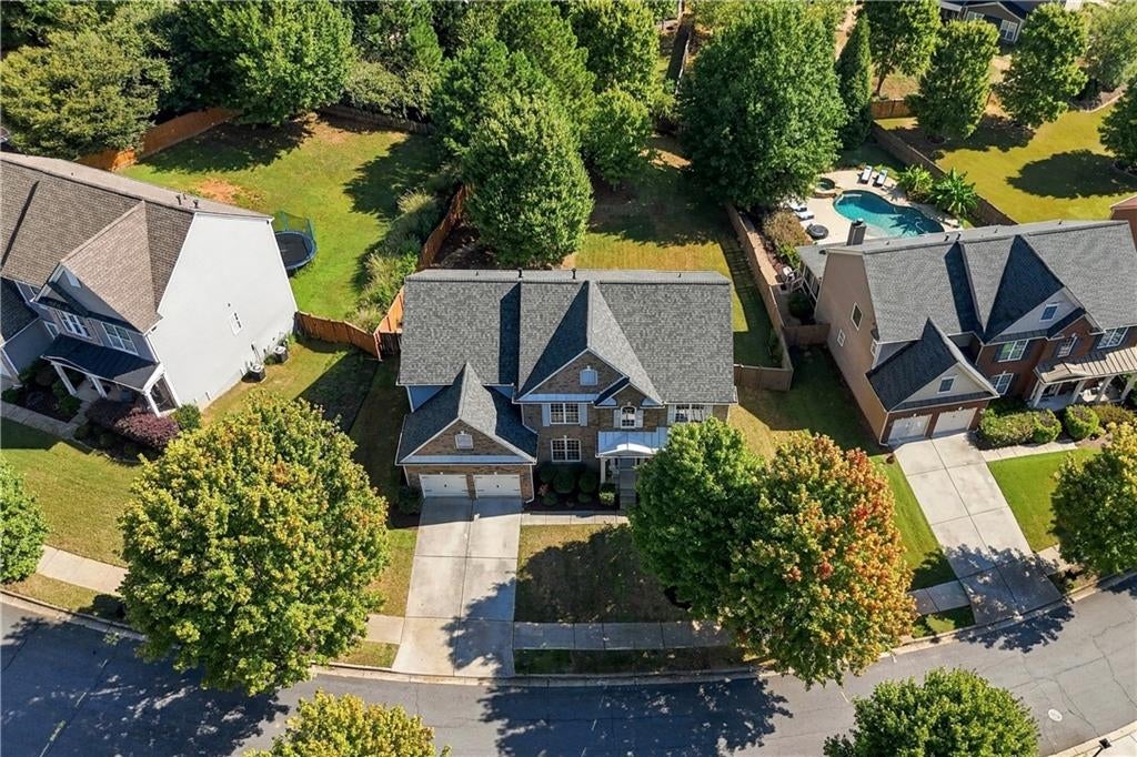 126 Edgewater Trail