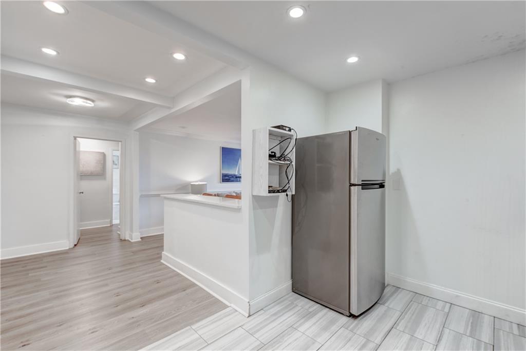 215 Piedmont Avenue NE 708