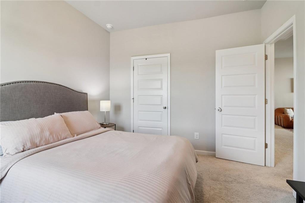 Chastain Overlook - Residential Lease