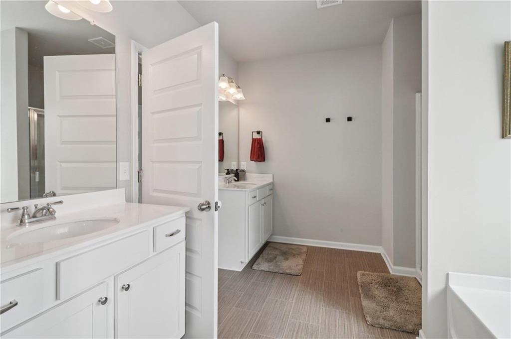 Chastain Overlook - Residential Lease