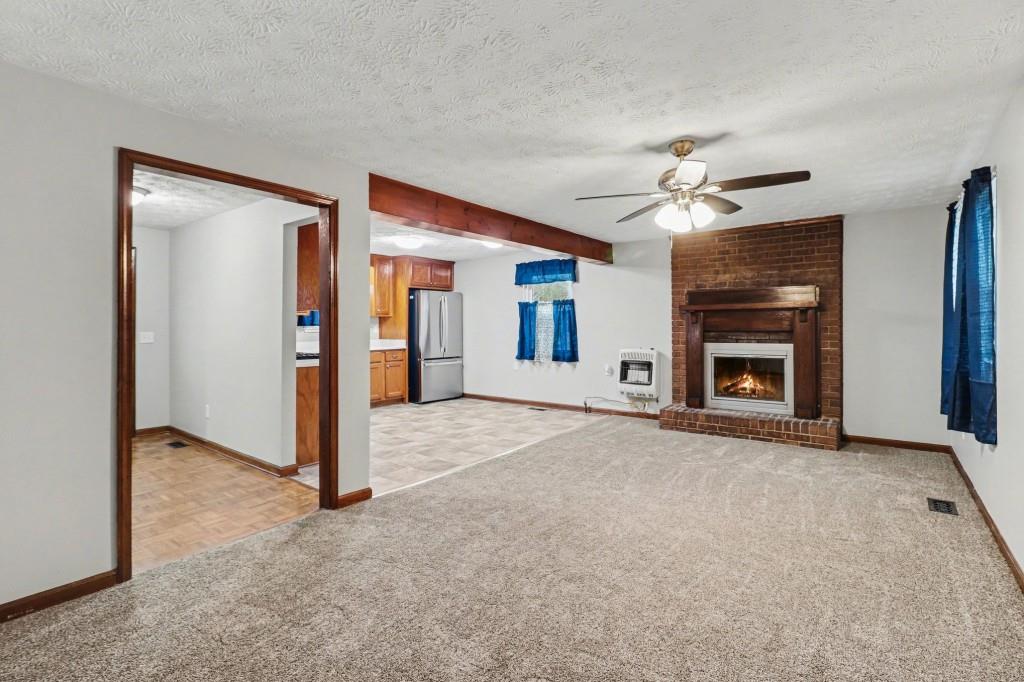 3864 YEAGER Road