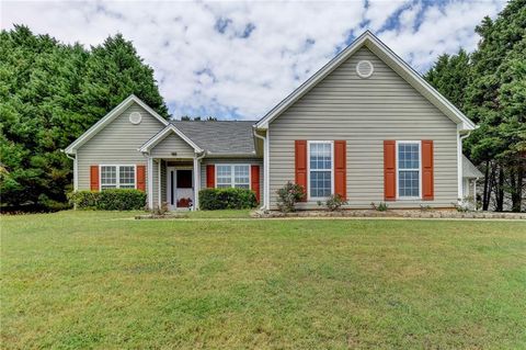 A home in Dacula