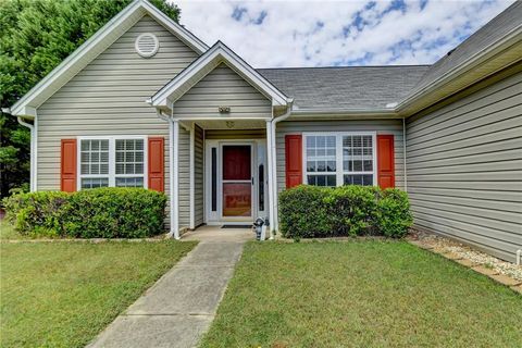 A home in Dacula