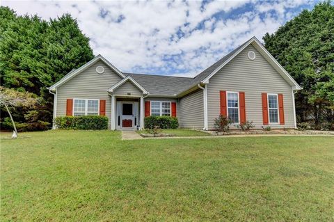 A home in Dacula