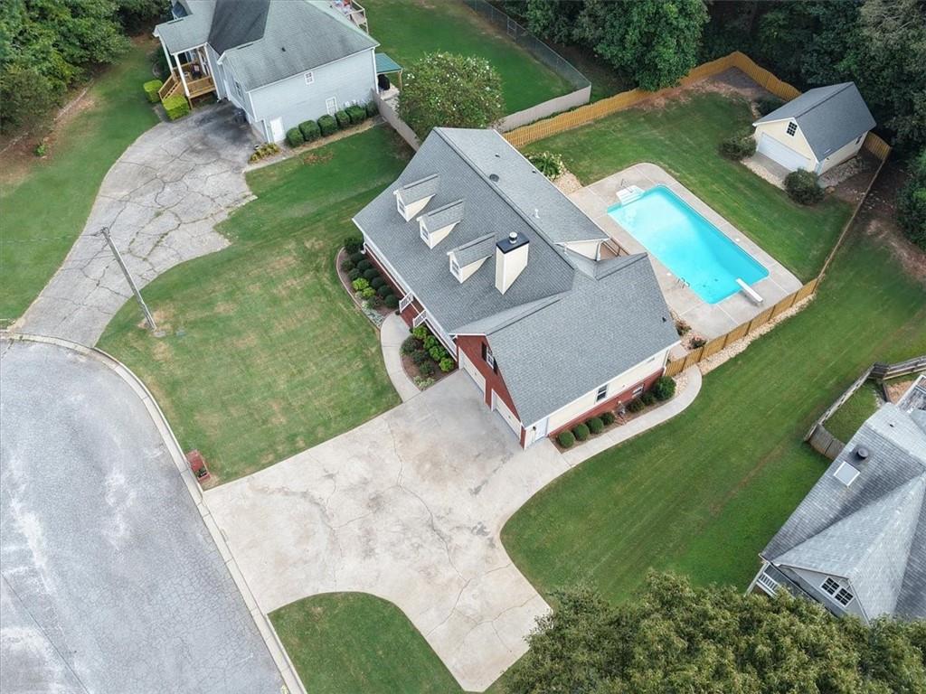 5485 Twin Oak Drive