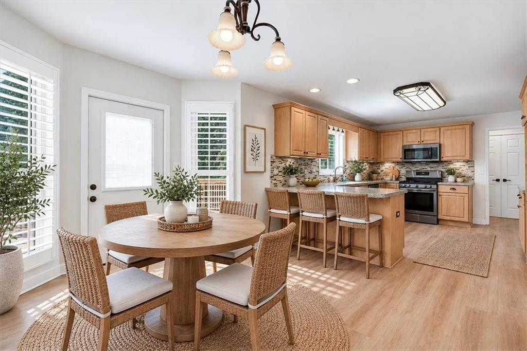 5485 Twin Oak Drive