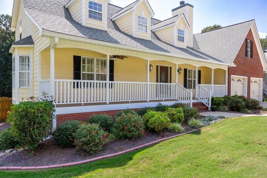 5485 Twin Oak Drive