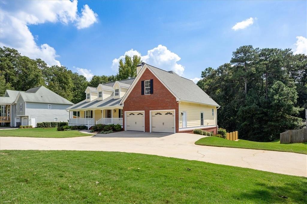 5485 Twin Oak Drive