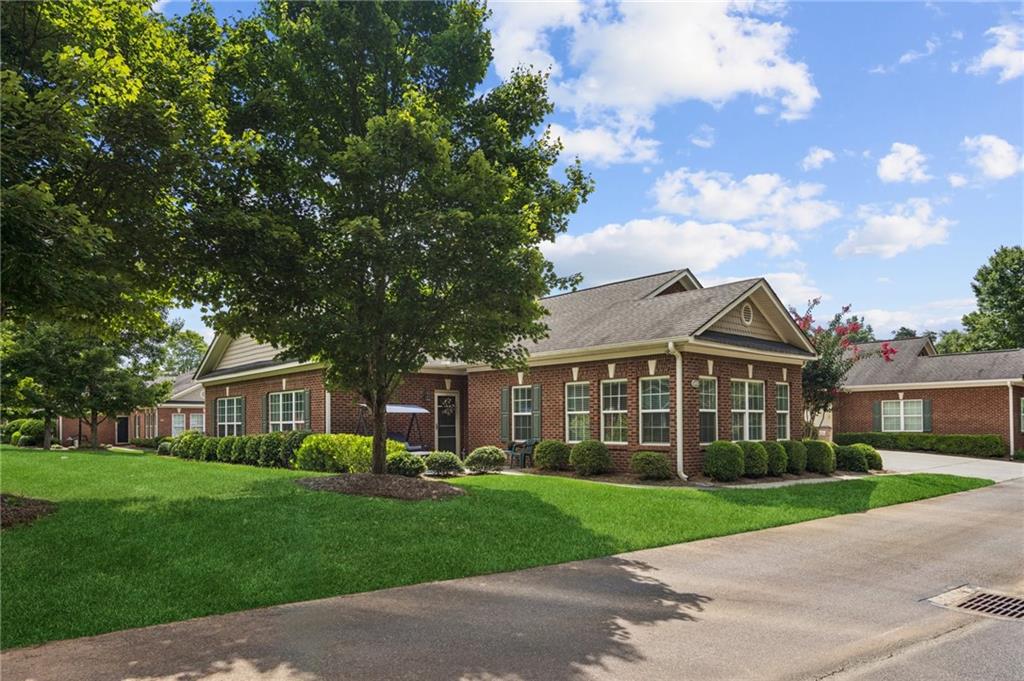 Sawnee Corners - Residential