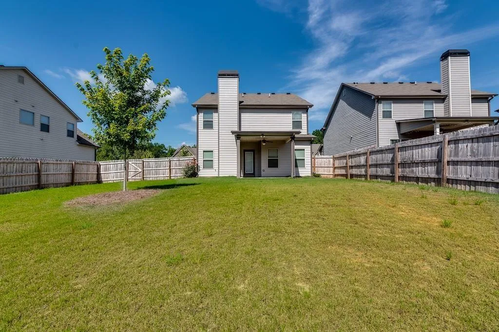 Hoschton, Georgia 30548, United States, 4 Bedrooms Bedrooms, ,3 BathroomsBathrooms,Residential,Active,110580