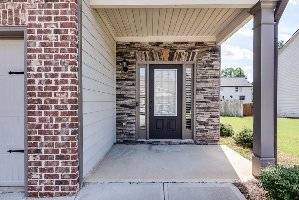 Hoschton, Georgia 30548, United States, 4 Bedrooms Bedrooms, ,3 BathroomsBathrooms,Residential,Active,110580