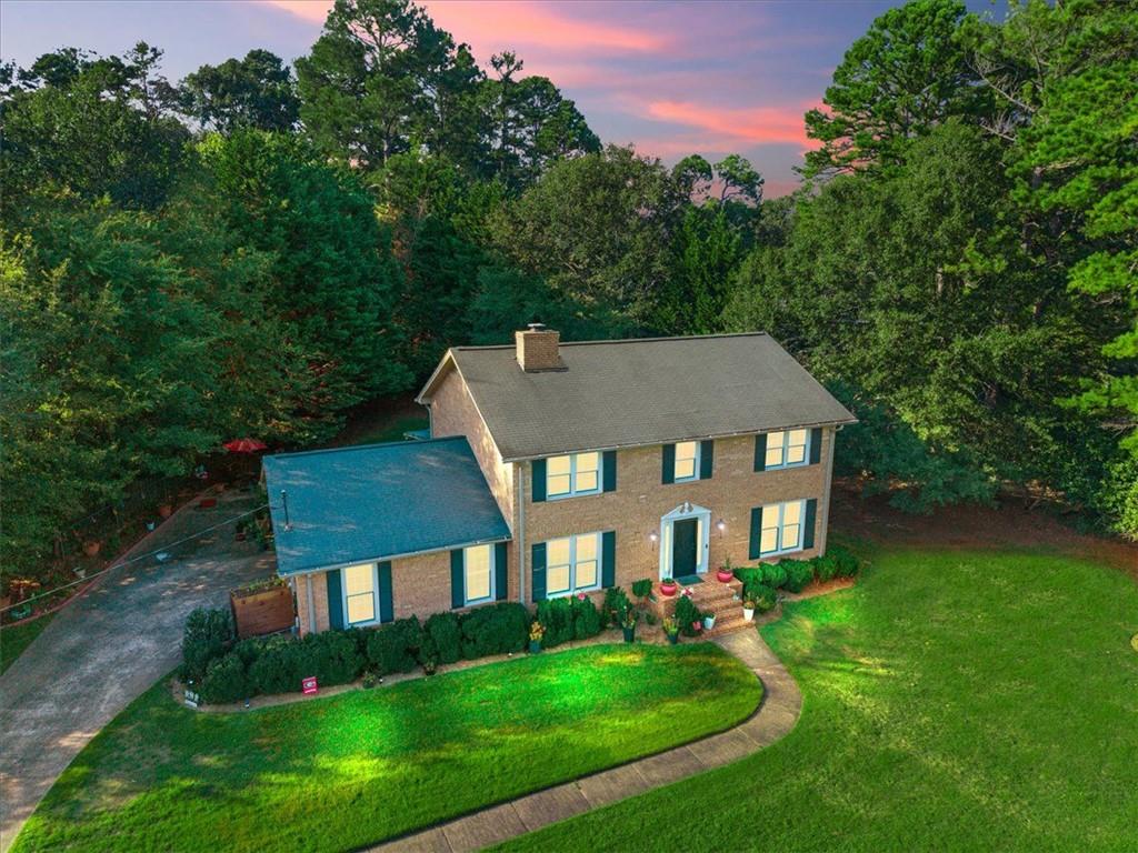 200 CLIFTON Drive