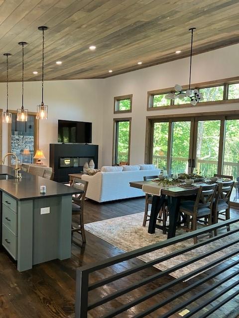 748 Flat Branch Road