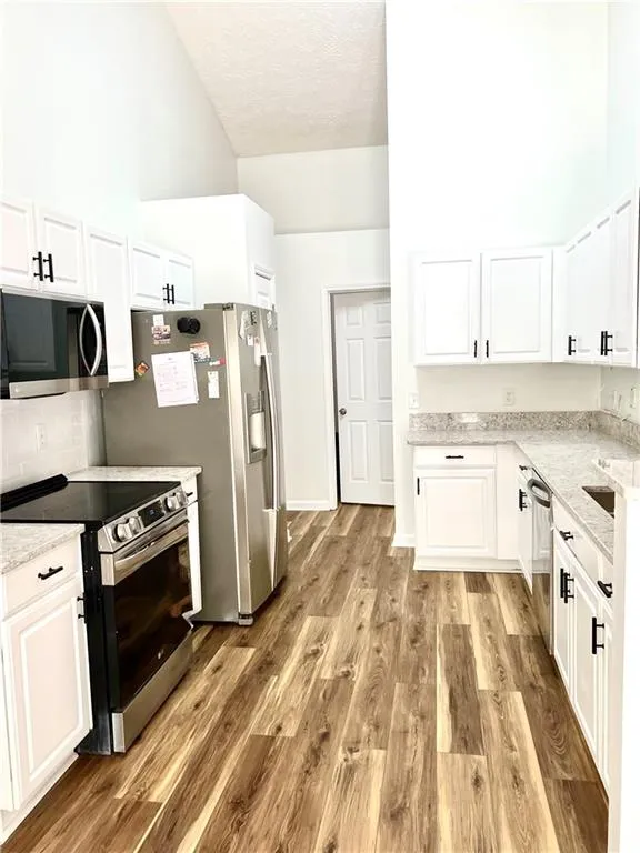 Cumming, Georgia 30040, United States, 3 Bedrooms Bedrooms, ,2 BathroomsBathrooms,Residential,Active,195361