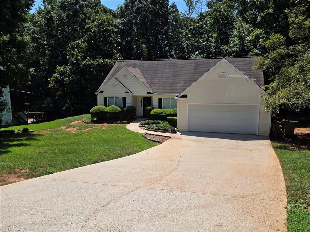 Cumming, Georgia 30040, United States, 3 Bedrooms Bedrooms, ,2 BathroomsBathrooms,Residential,Active,195361