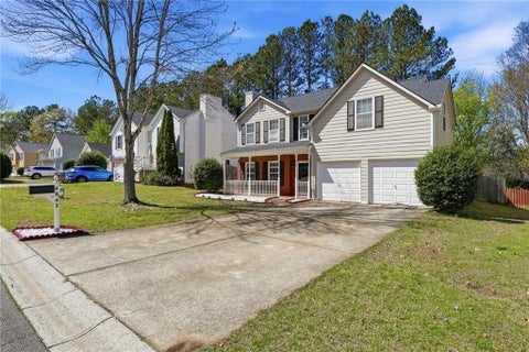 Homes For Sale - 4643 Noah Overlook<br/> Acworth, GA 30101