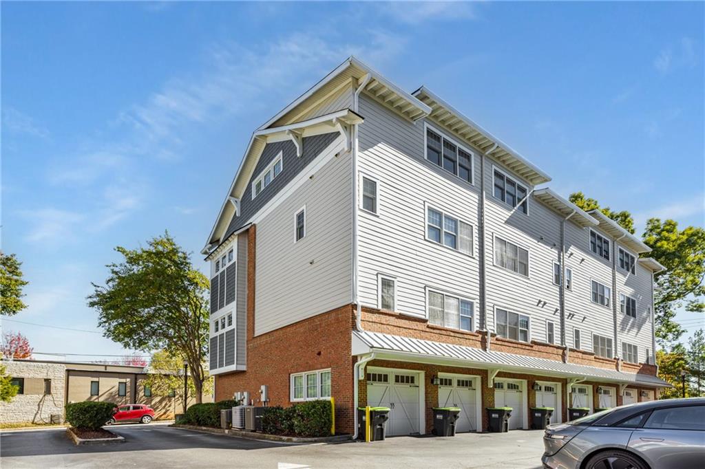 The Townhomes at Candler Park - Residential