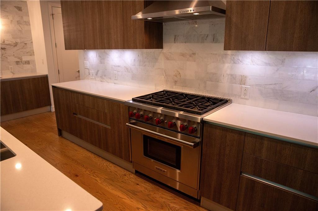 867 Peachtree Street NE 202