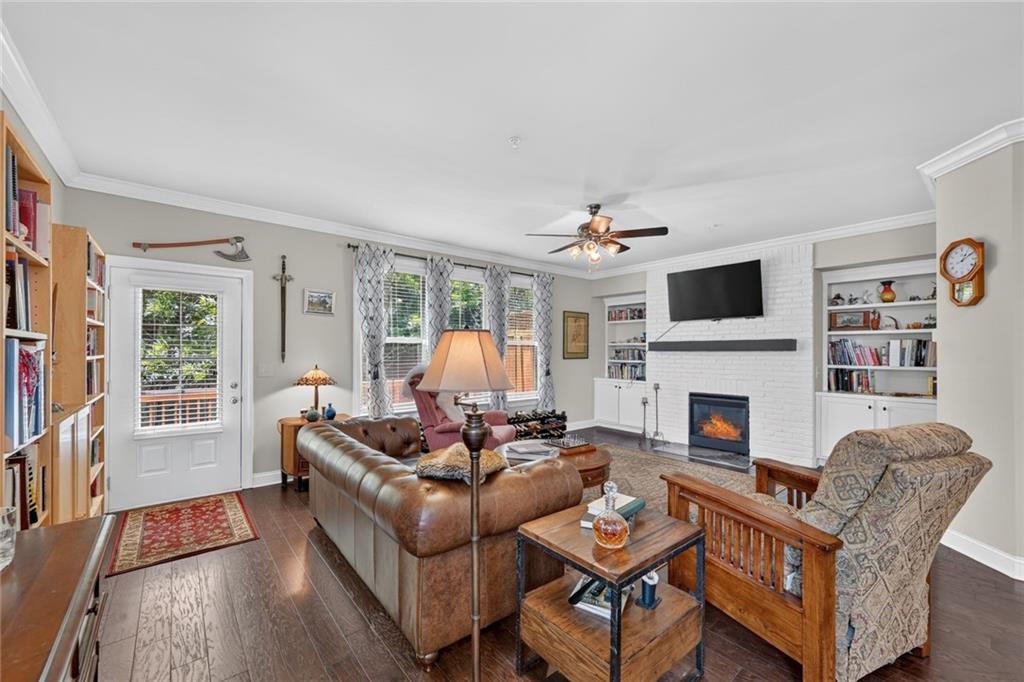 564 Henry Drive