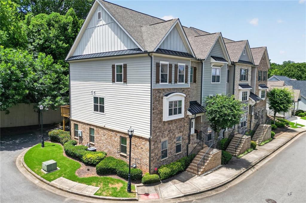 564 Henry Drive