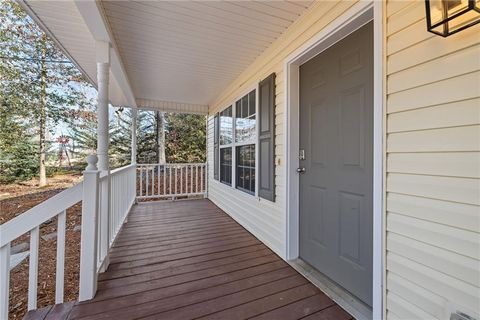 A home in Dawsonville