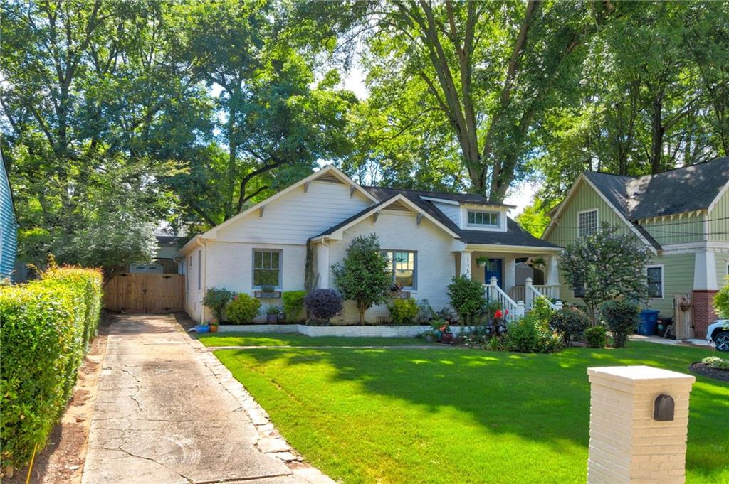 135 Martha Avenue NE
