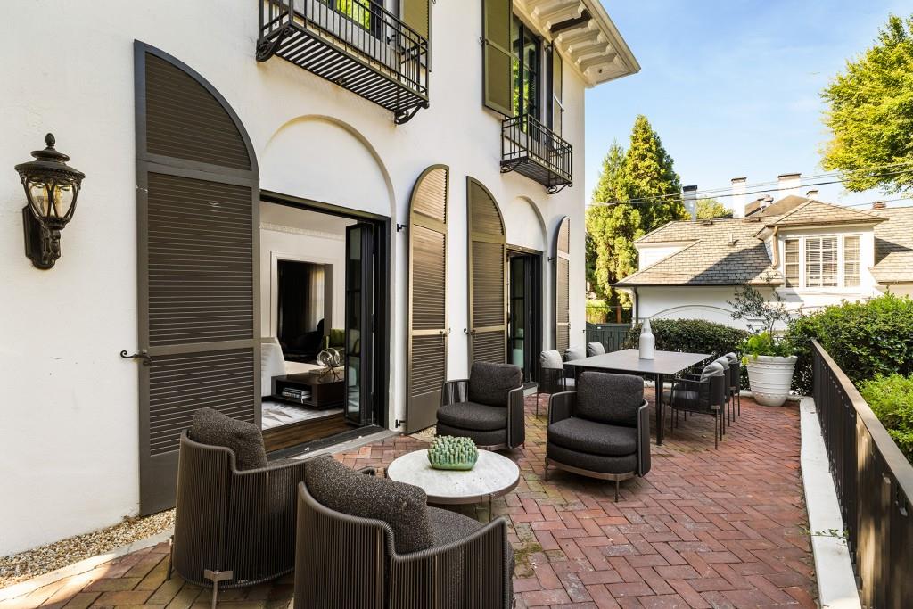 31 Lafayette Drive NE