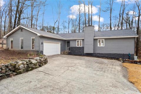 Homes For Sale - 1925 Commonwealth Court<br/> Cumming, GA 30041