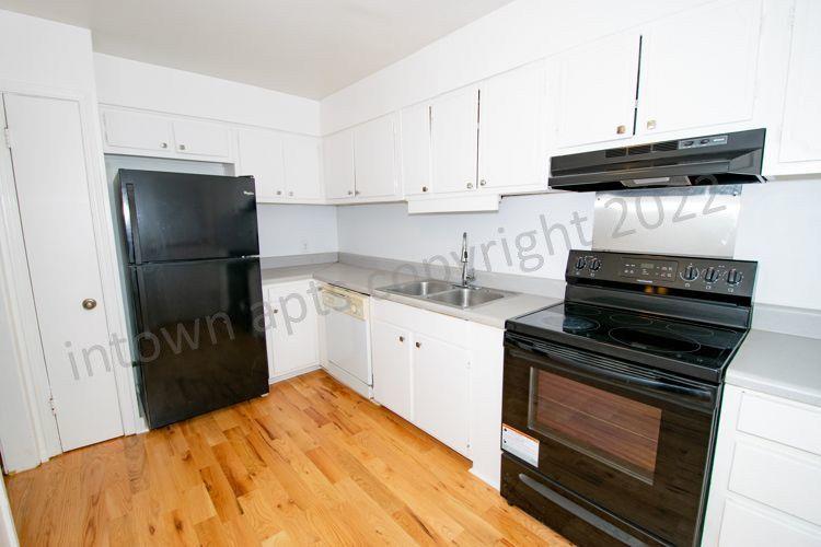139 E HILL Street Bldg 11