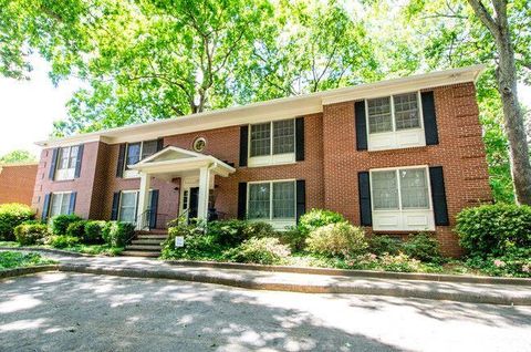 Photo of 139 E HILL Street Bldg 11 St, Decatur, GA 30030 (MLS # 7652639)