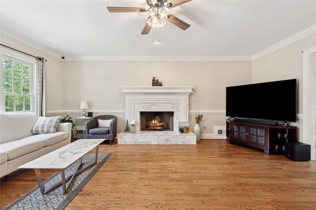 ASHLEY HALL - Residential
