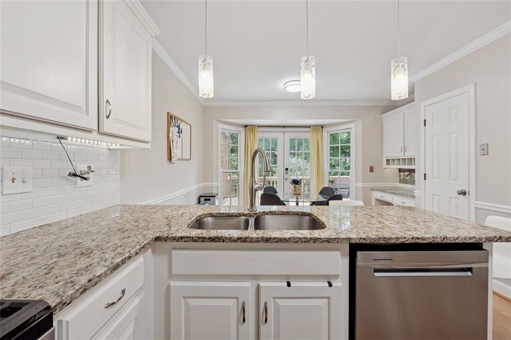 ASHLEY HALL - Residential