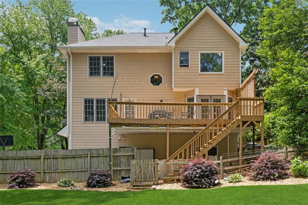 ASHLEY HALL - Residential