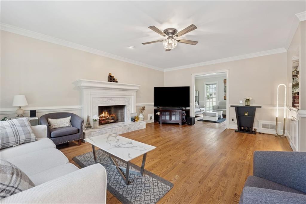 ASHLEY HALL - Residential