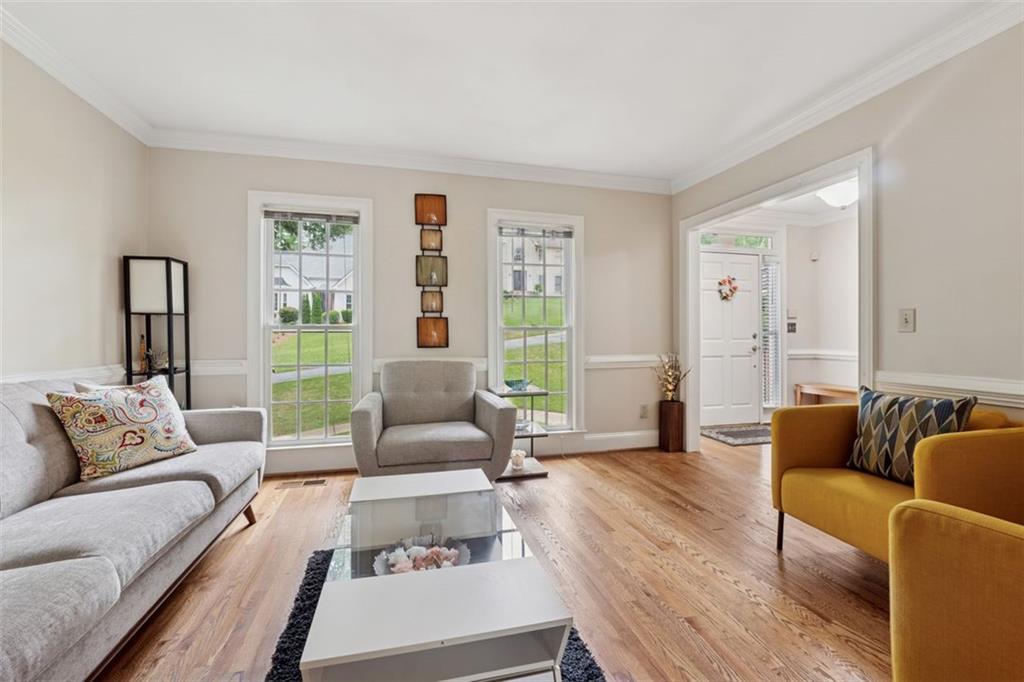 ASHLEY HALL - Residential