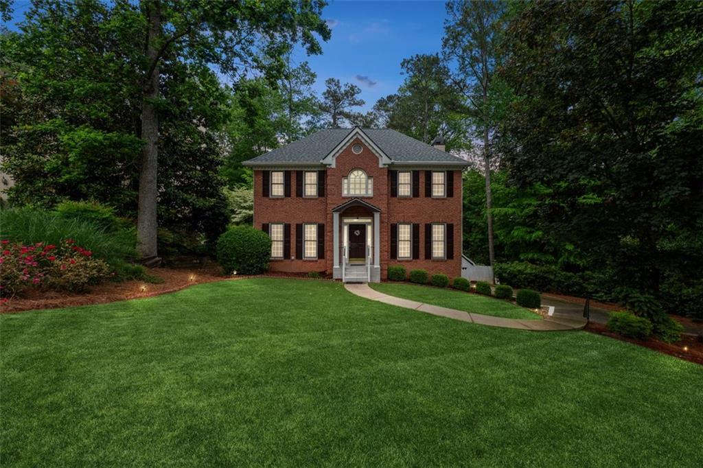 ASHLEY HALL - Residential