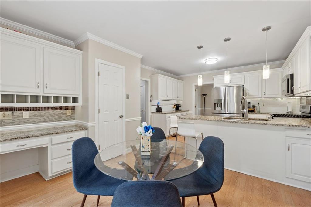 ASHLEY HALL - Residential