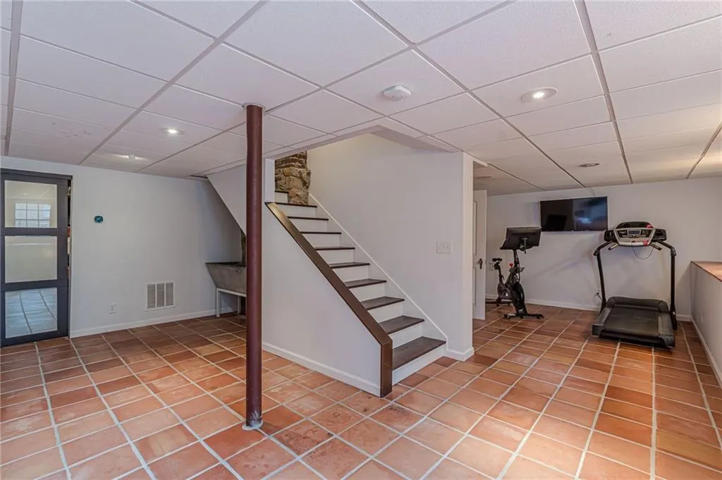 Atlanta, Georgia 30306, United States, 3 Bedrooms Bedrooms, ,4 BathroomsBathrooms,Residential,Active,195414