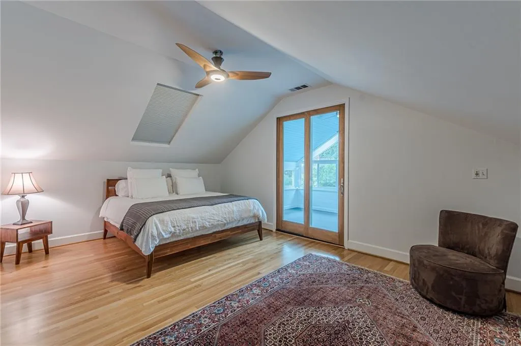 Atlanta, Georgia 30306, United States, 3 Bedrooms Bedrooms, ,4 BathroomsBathrooms,Residential,Active,195414