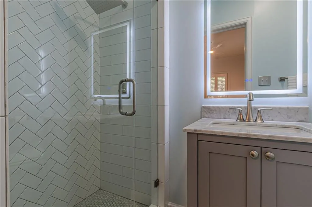 Atlanta, Georgia 30306, United States, 3 Bedrooms Bedrooms, ,4 BathroomsBathrooms,Residential,Active,195414