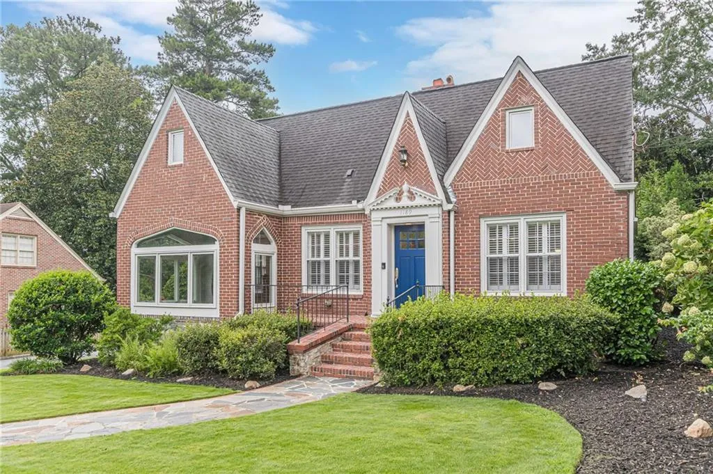 Atlanta, Georgia 30306, United States, 3 Bedrooms Bedrooms, ,4 BathroomsBathrooms,Residential,Active,195414